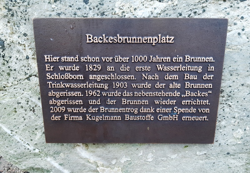 Informationstafel am Born